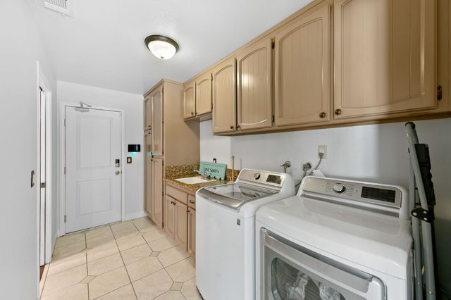 6515 Mi Ct, Citrus Heights, CA 95621