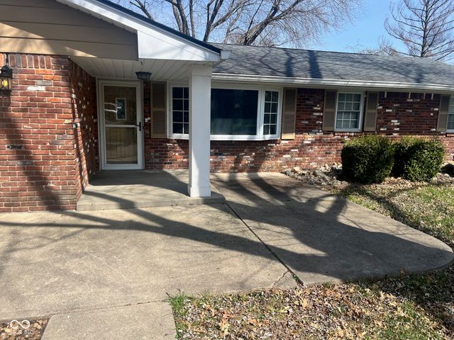 220 Webb Drive, Indianapolis, IN 46227