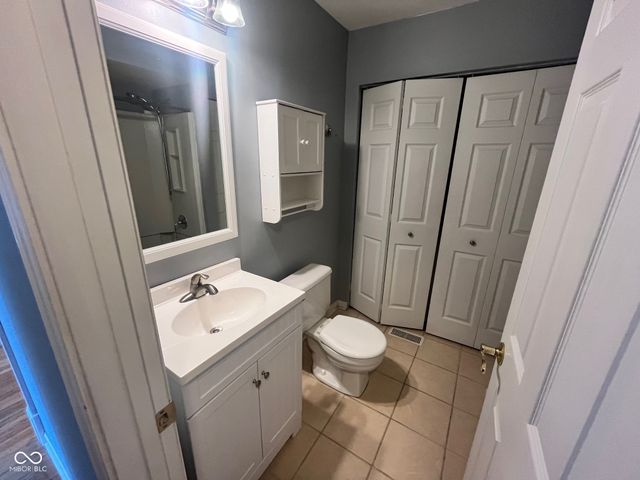 220 Webb Drive, Indianapolis, IN 46227