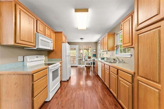 162 Greenview Court, Cleveland, GA 30528