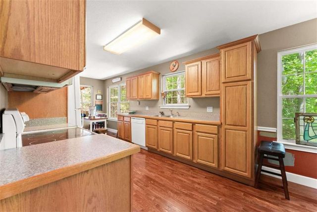 162 Greenview Court, Cleveland, GA 30528