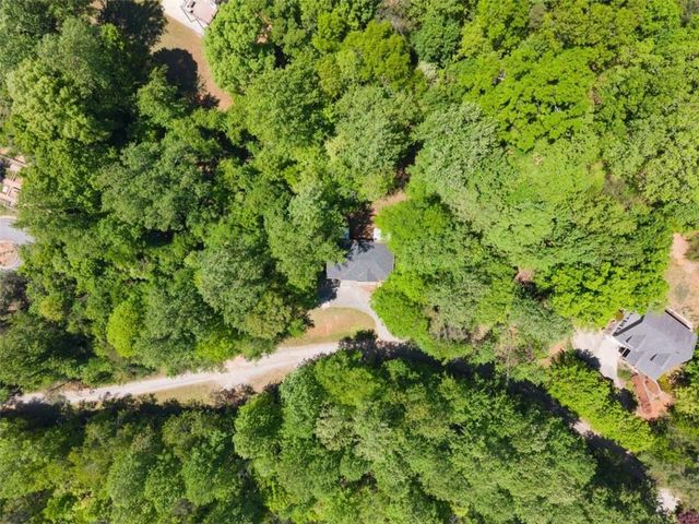 162 Greenview Court, Cleveland, GA 30528