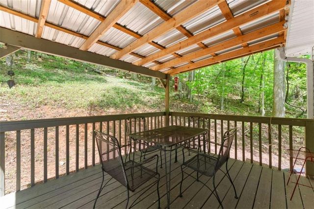 162 Greenview Court, Cleveland, GA 30528