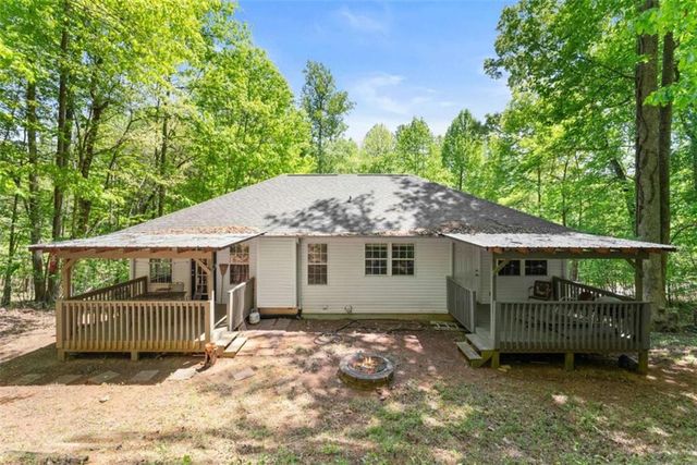 162 Greenview Court, Cleveland, GA 30528