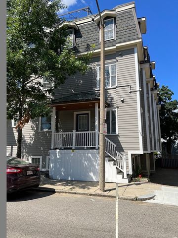 190 Sydney St A, Boston, MA 02125