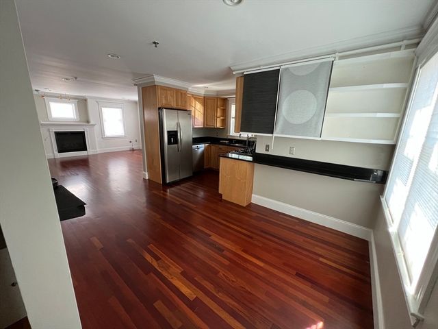 190 Sydney St A, Boston, MA 02125