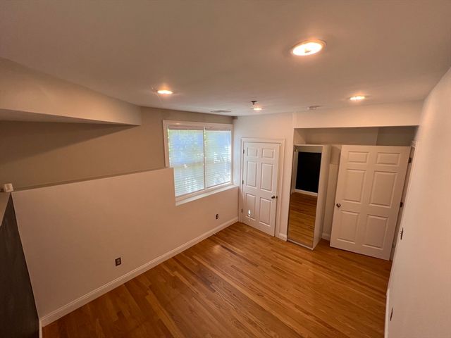 190 Sydney St A, Boston, MA 02125