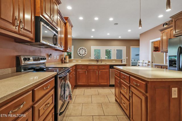 57 Inwood Terrace, Crossville, TN 38558
