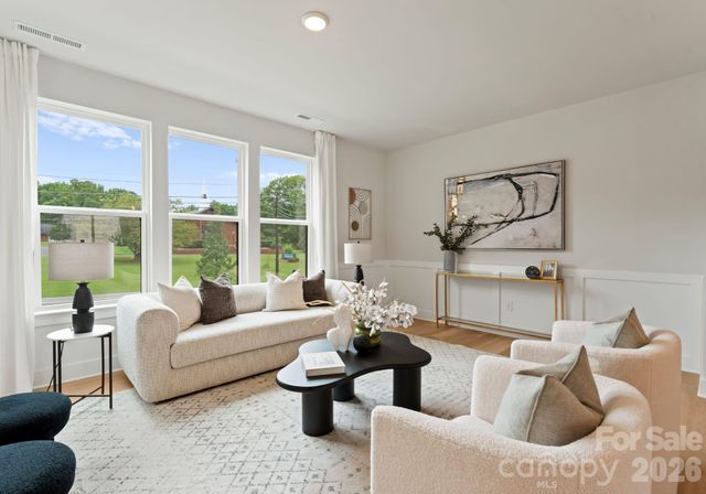 8105 Shinkansen Road, Charlotte, NC 28213