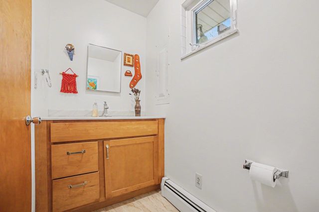 905 Iowa Street, Alma, MI 48801