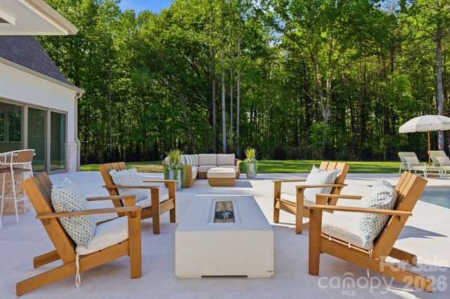 3035 Maple Way Drive, Davidson, NC 28036