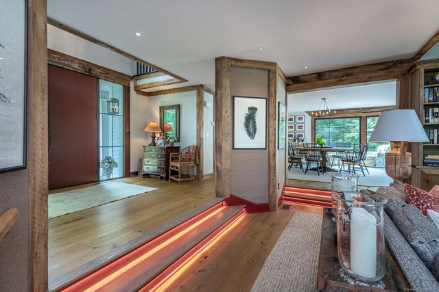 8 Heritage Island Road, New Fairfield, CT 06812