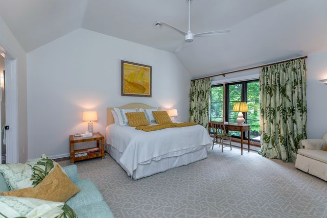 8 Heritage Island Road, New Fairfield, CT 06812