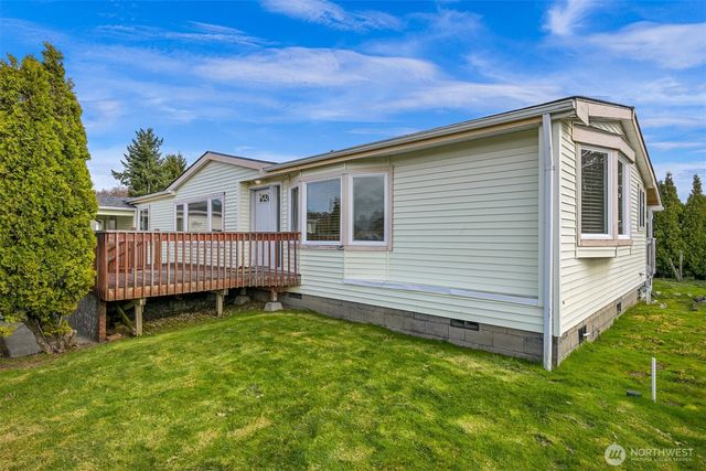 8356 Sea Breeze Court, Blaine, WA 98230