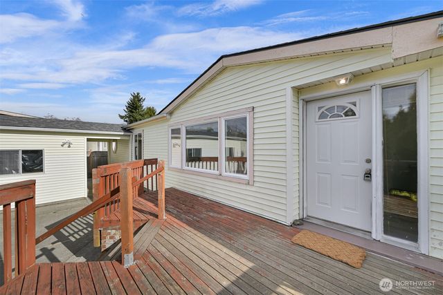 8356 Sea Breeze Court, Blaine, WA 98230