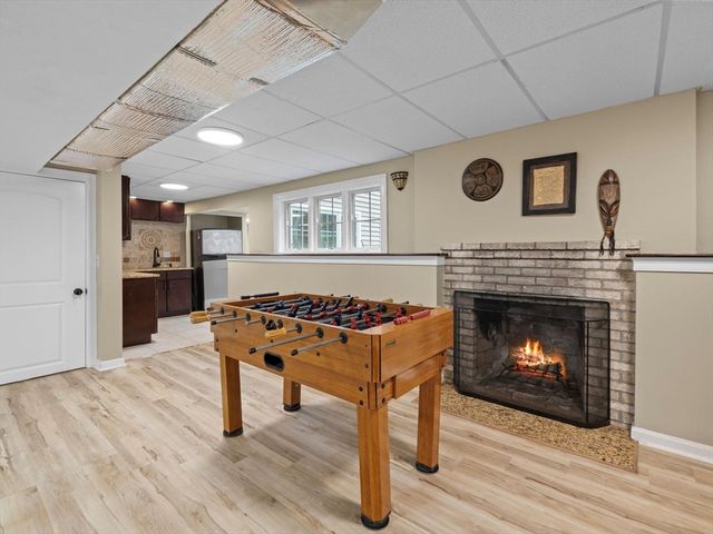 12 Breton Road, Upton, MA 01568