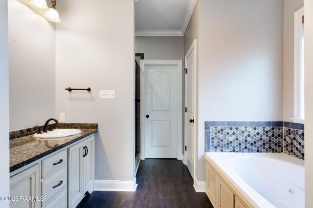 205 Lo Saab Cove, Lafayette, LA 70506