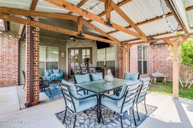 205 Lo Saab Cove, Lafayette, LA 70506