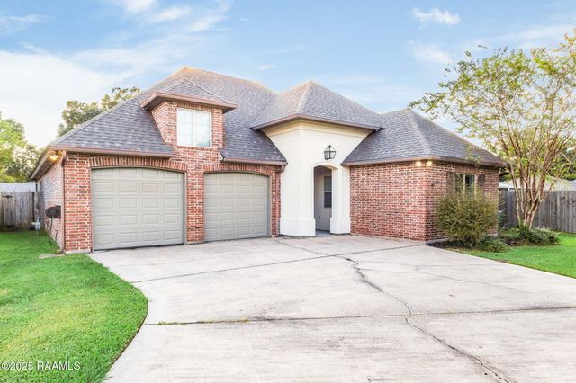 205 Lo Saab Cove, Lafayette, LA 70506