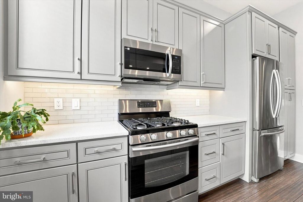 2131 E FIRTH ST #4, PHILADELPHIA, PA 19125 — photo 5