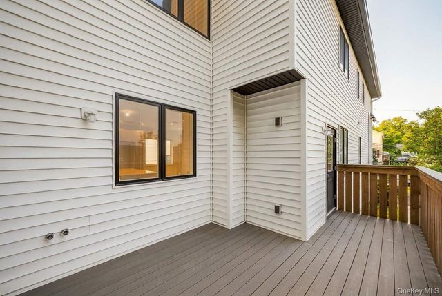 27 Ewing Avenue 201, Spring Valley, NY 10977