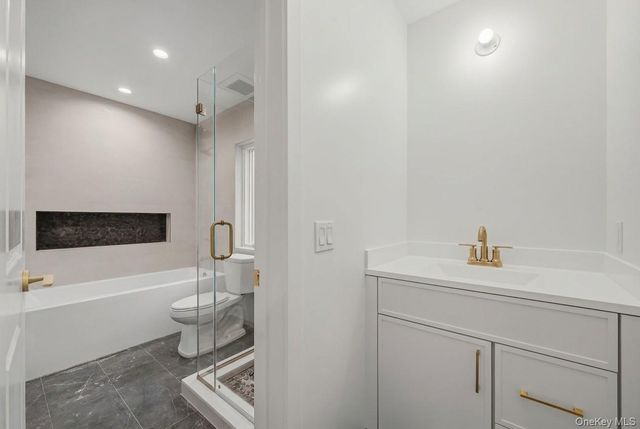 27 Ewing Avenue 201, Spring Valley, NY 10977