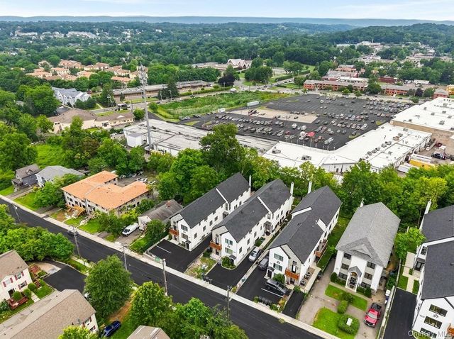 27 Ewing Avenue 201, Spring Valley, NY 10977