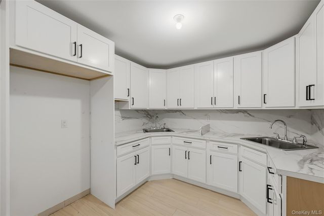 27 Ewing Avenue 201, Spring Valley, NY 10977