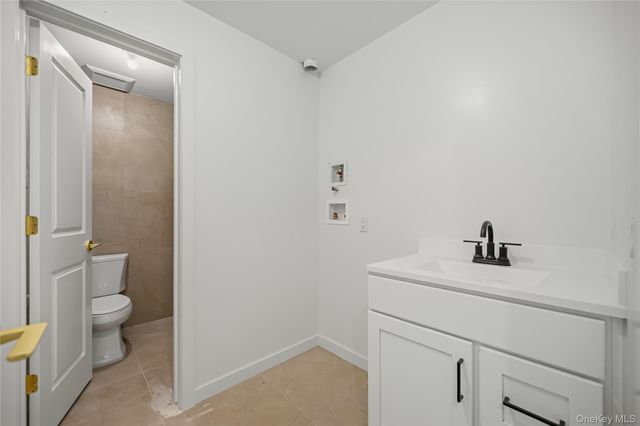 27 Ewing Avenue 201, Spring Valley, NY 10977