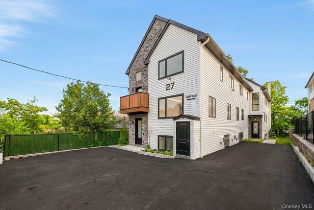 27 Ewing Avenue 201, Spring Valley, NY 10977