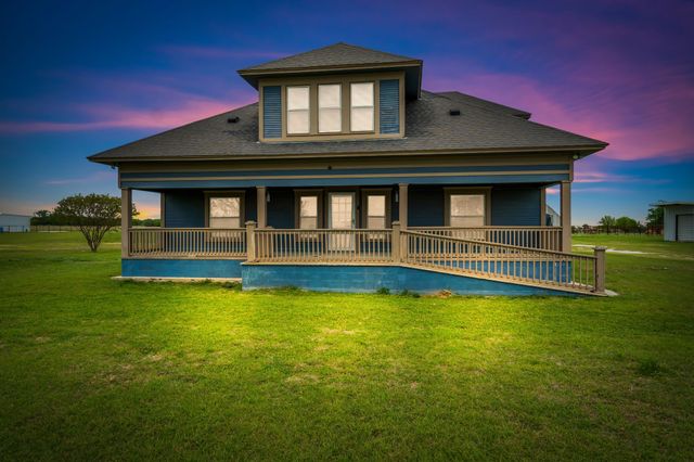 2163 Illinois Street, New Fairview, TX 76078