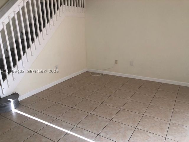 5598 NW 113th Ave -, Doral, FL 33178