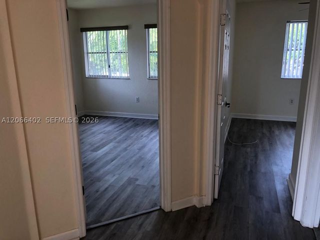 5598 NW 113th Ave -, Doral, FL 33178