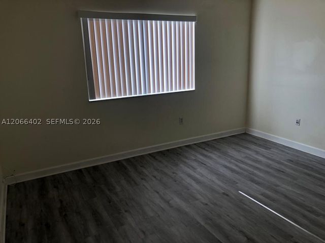 5598 NW 113th Ave -, Doral, FL 33178
