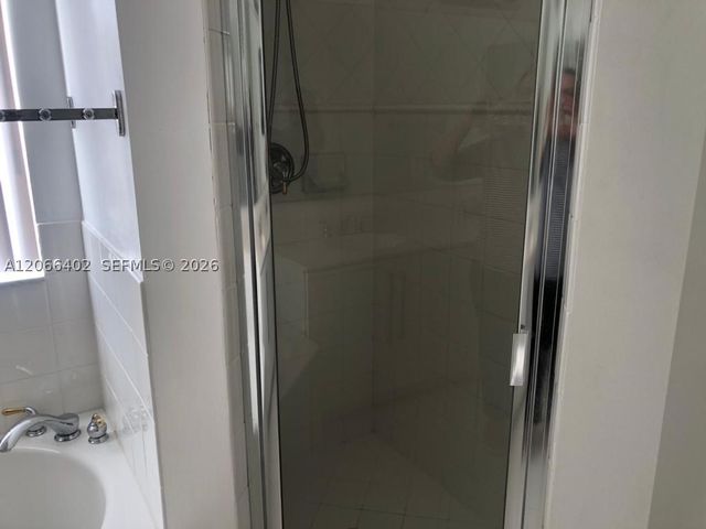 5598 NW 113th Ave -, Doral, FL 33178