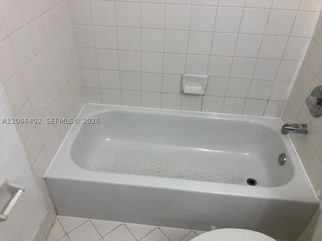 5598 NW 113th Ave -, Doral, FL 33178
