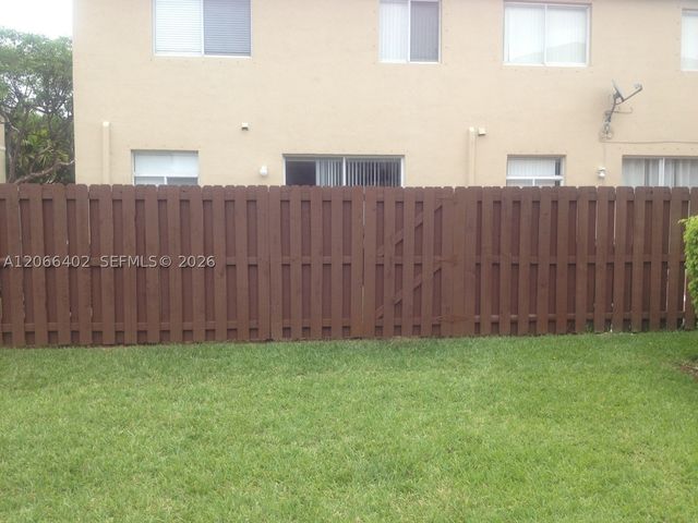 5598 NW 113th Ave -, Doral, FL 33178