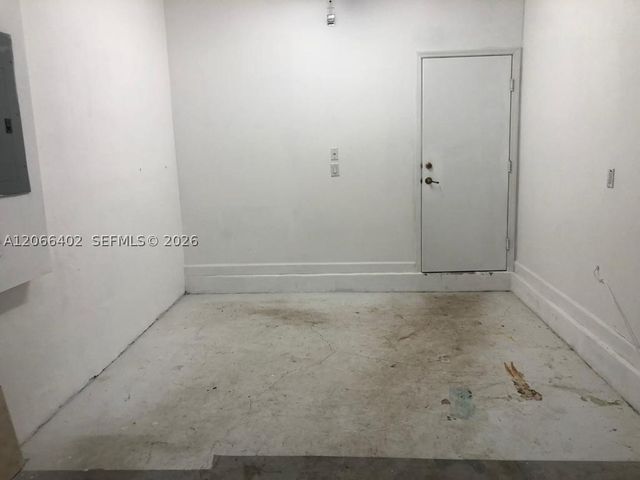 5598 NW 113th Ave -, Doral, FL 33178