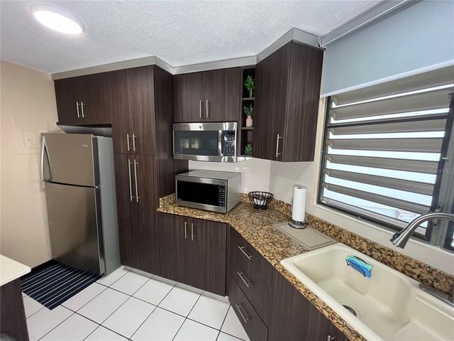 Apt 504 COND. PORTALES DE ALHELI 504, Guaynabo, PR 00966