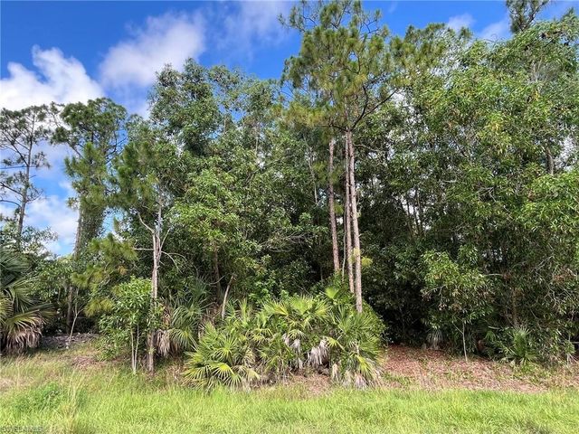 16th ST NE, Naples, FL 34120