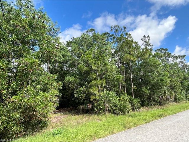 16th ST NE, Naples, FL 34120