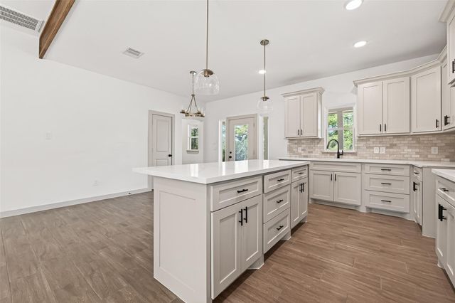 25136 Armagh Road, Hempstead, TX 77445