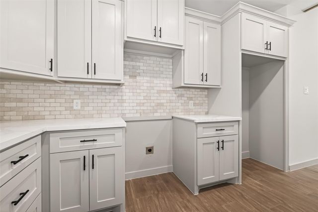 25136 Armagh Road, Hempstead, TX 77445