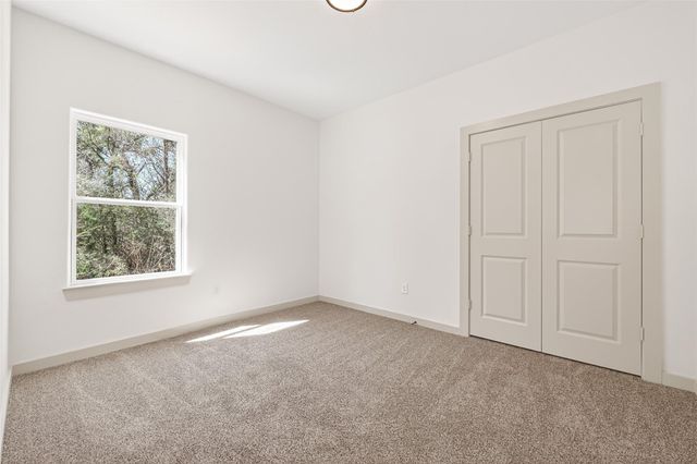 25136 Armagh Road, Hempstead, TX 77445