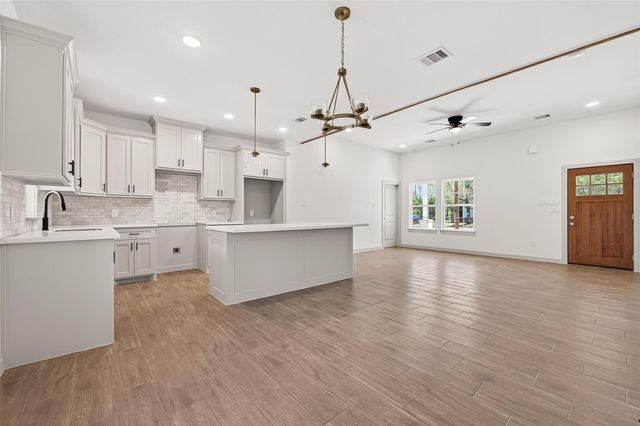 25136 Armagh Road, Hempstead, TX 77445