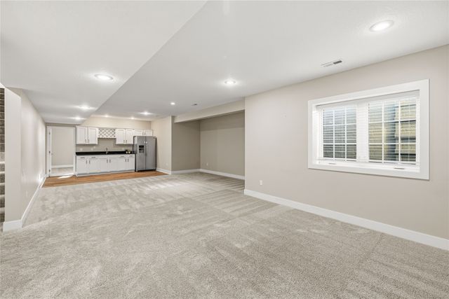 2710 NE Innsbruck Drive, Ankeny, IA 50021