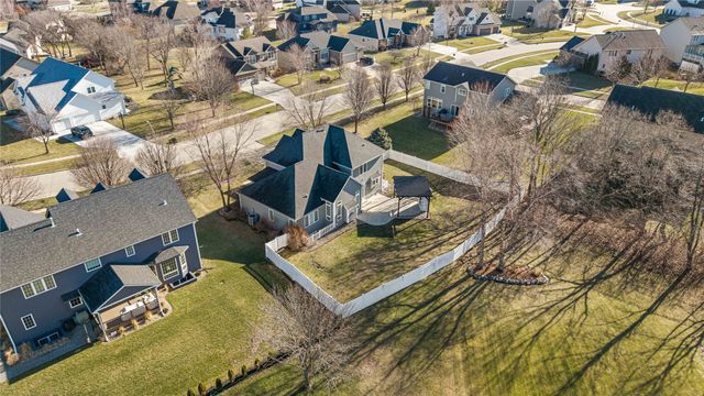 2710 NE Innsbruck Drive, Ankeny, IA 50021