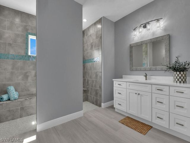 9573 Shelburne CIR, Port Charlotte, FL 33981