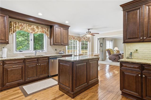 4498 Balmoral Road NW, Kennesaw, GA 30144