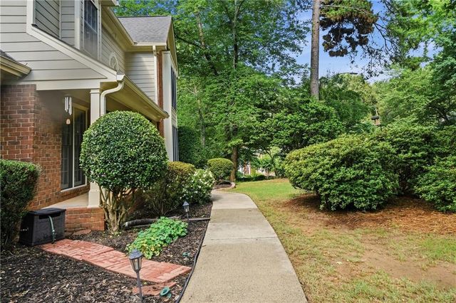 4498 Balmoral Road NW, Kennesaw, GA 30144